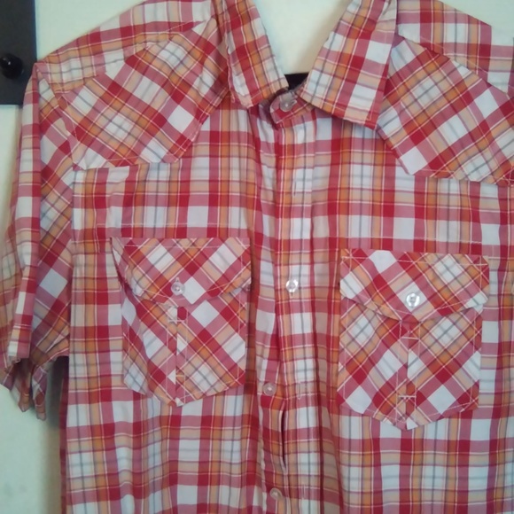 Clothes - Picture 9 of 17